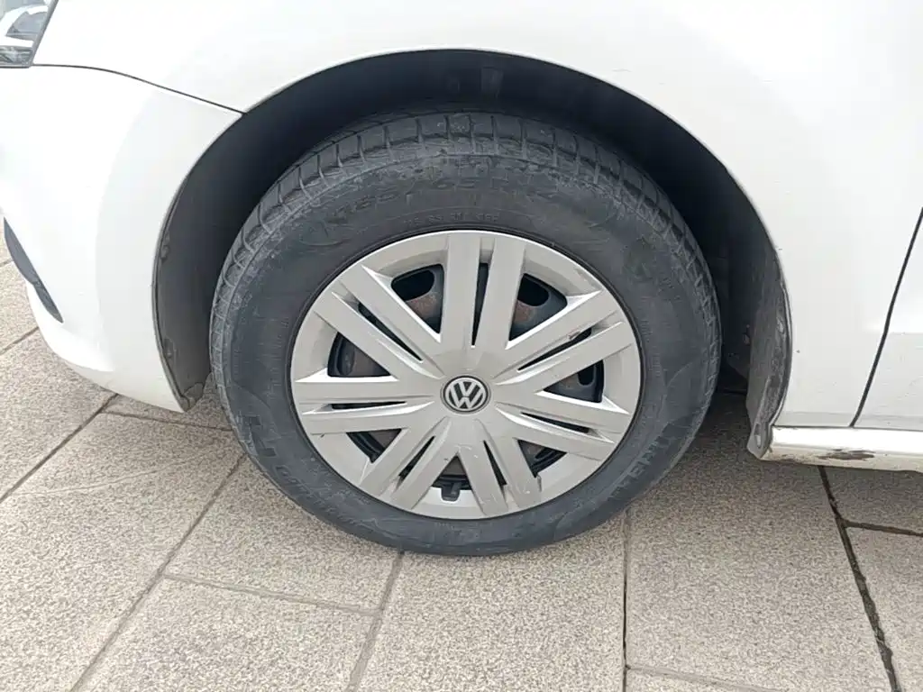 Volkswagen Polo — миниатюра 23