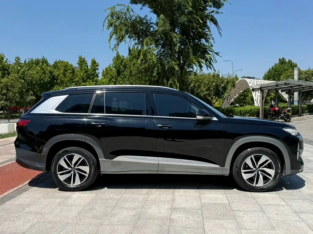 Audi Q6 — миниатюра 7