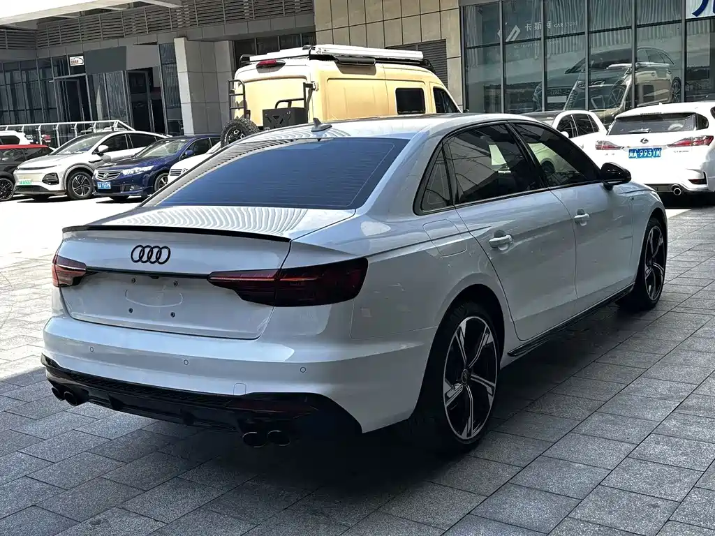 Audi A4L — миниатюра 9
