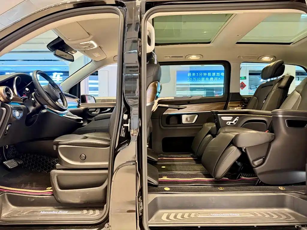 Mercedes-Benz V-Class — миниатюра 9