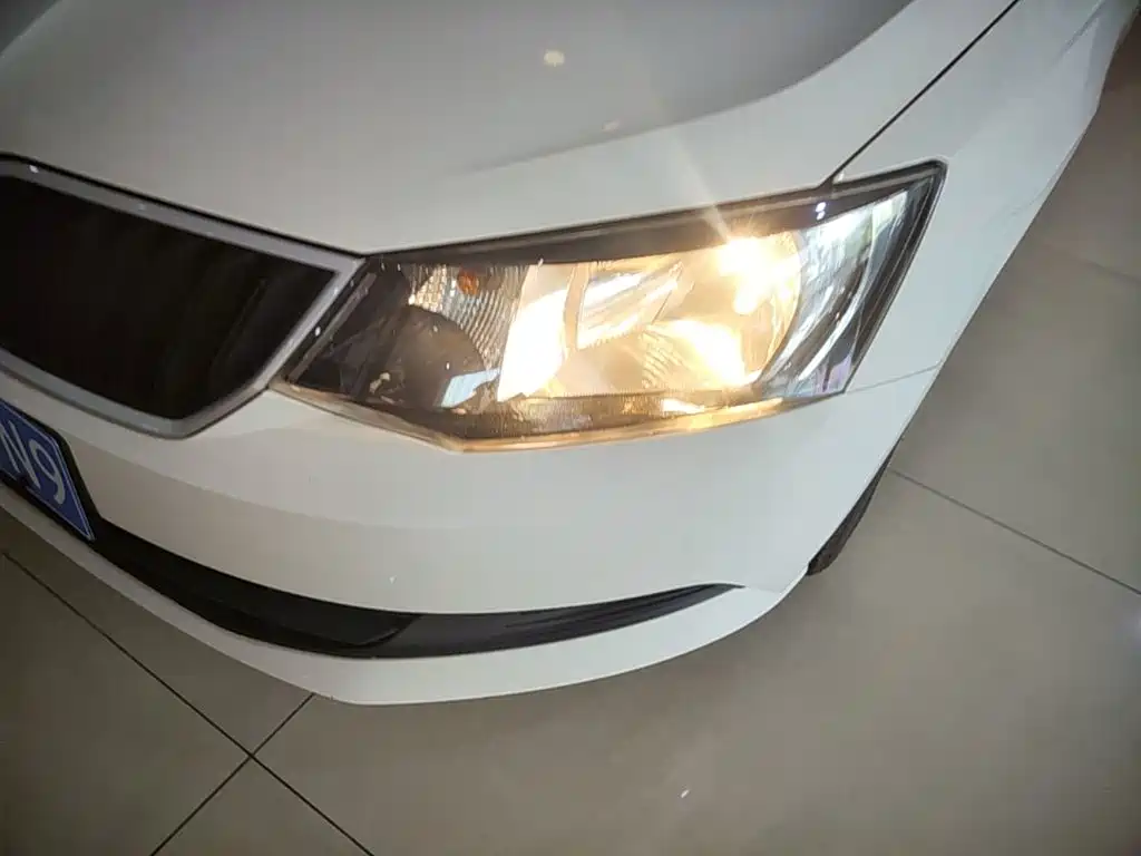 Skoda Fabia — миниатюра 24
