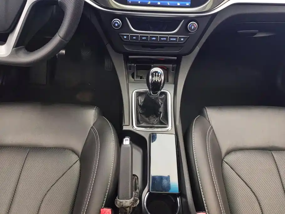Geely Emgrand — миниатюра 15