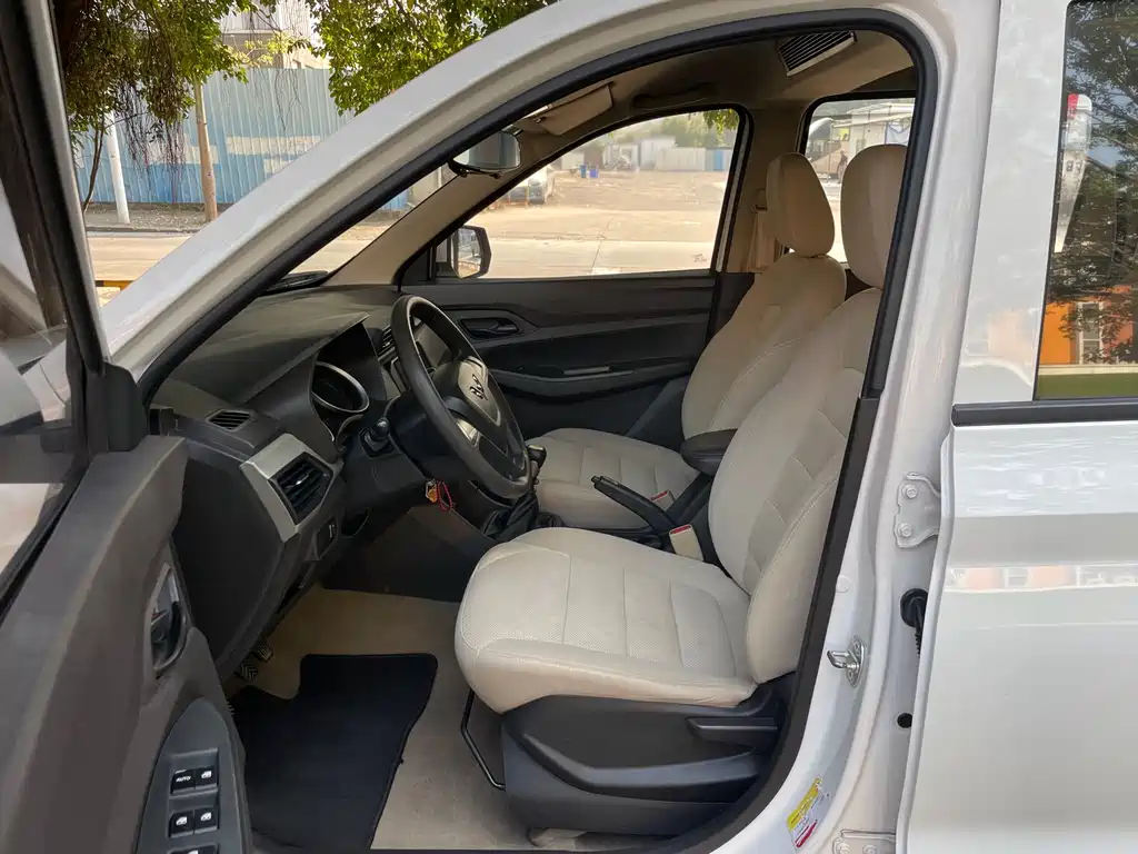 WULING WULING HONGGUANG