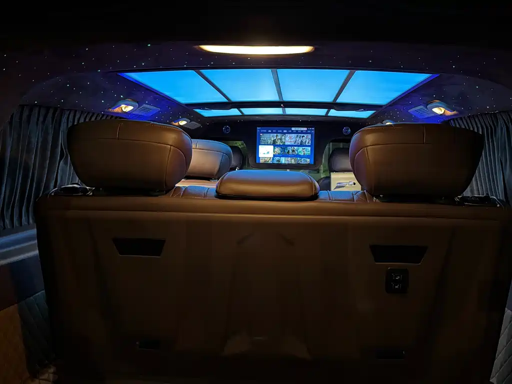Mercedes-Benz Vito — миниатюра 7