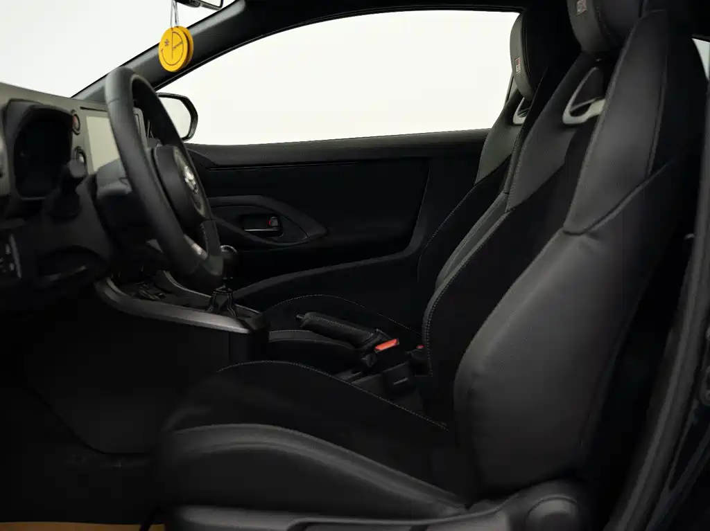 Toyota GR YARIS — миниатюра 9