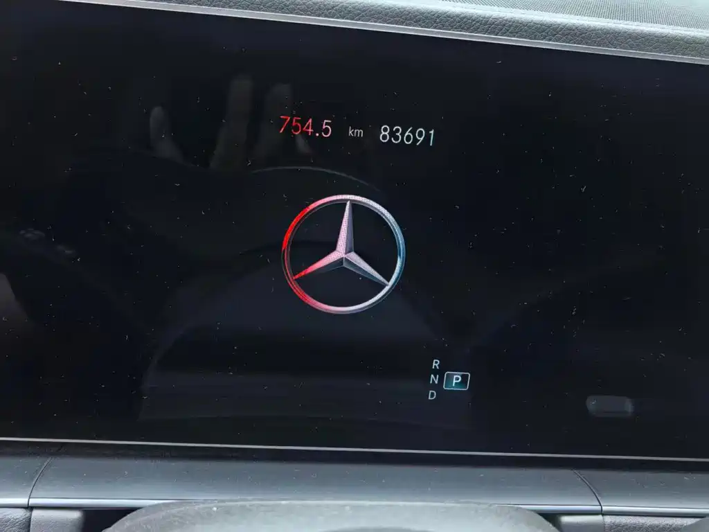 Mercedes-Benz GLE (Import) — миниатюра 12