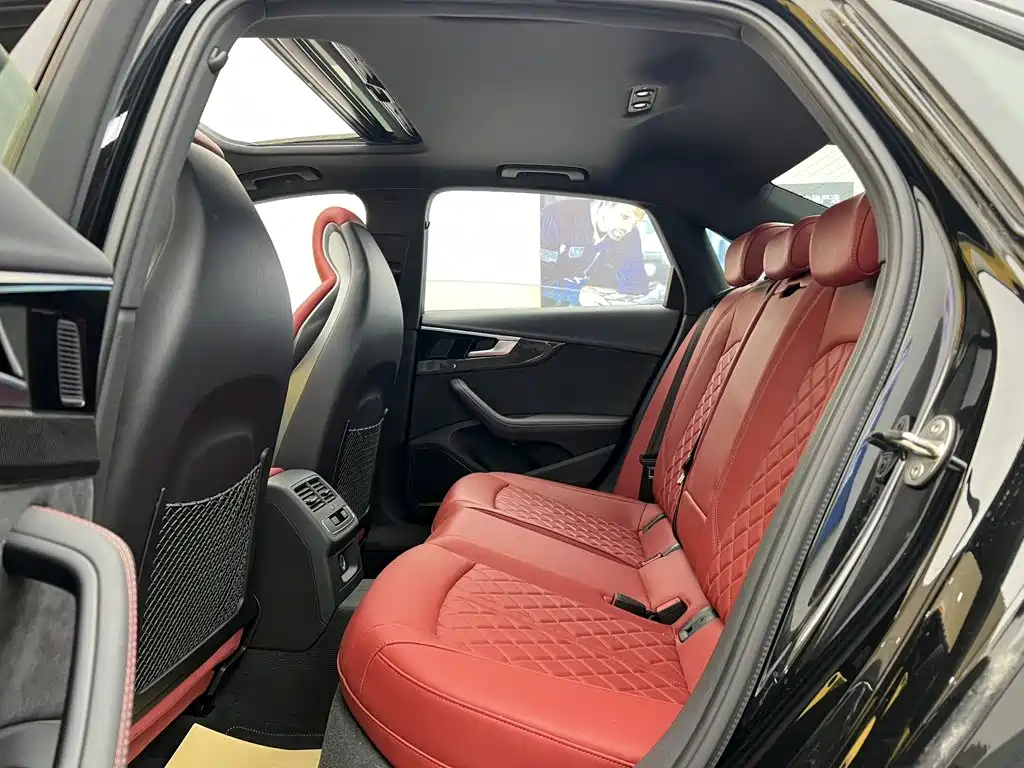 Audi S4 — миниатюра 22