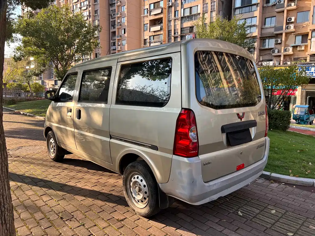 Wuling Rongguang — миниатюра 4