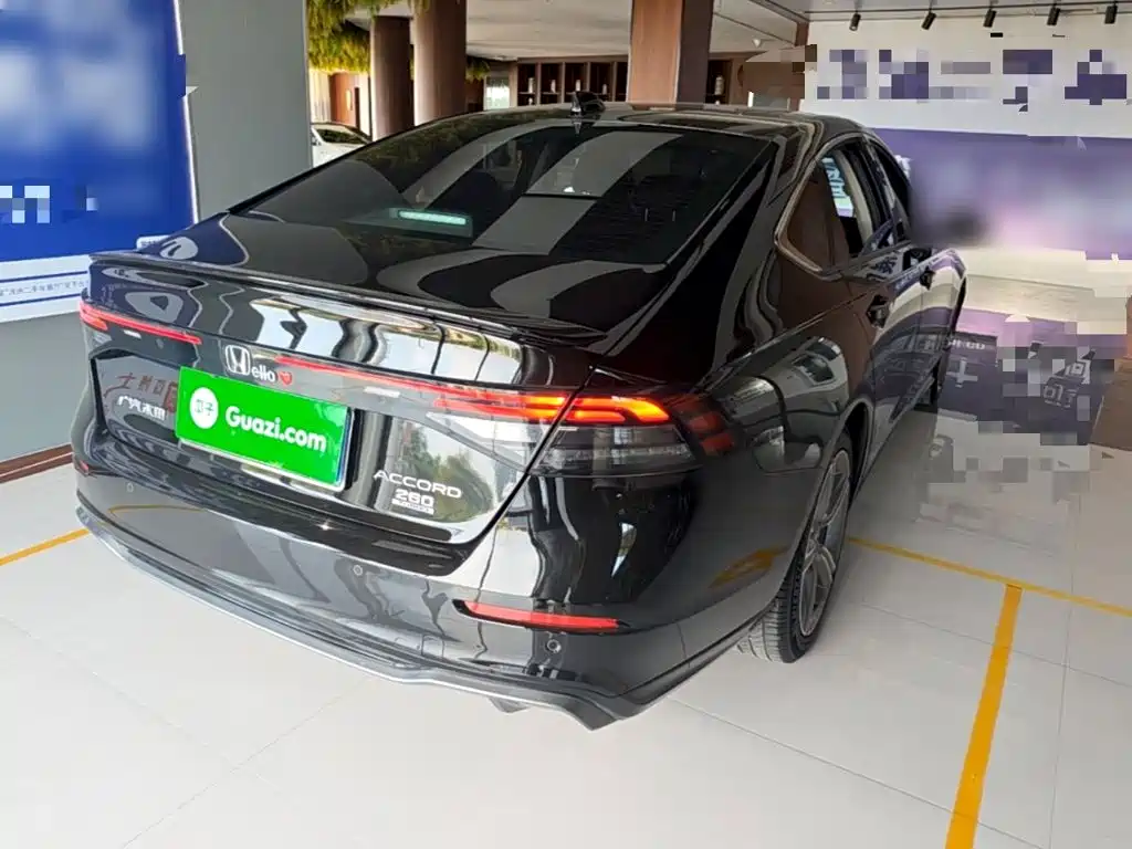 Honda Accord — миниатюра 7
