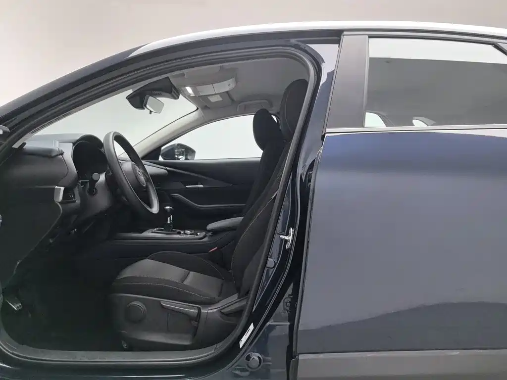 Mazda CX-30 — миниатюра 10