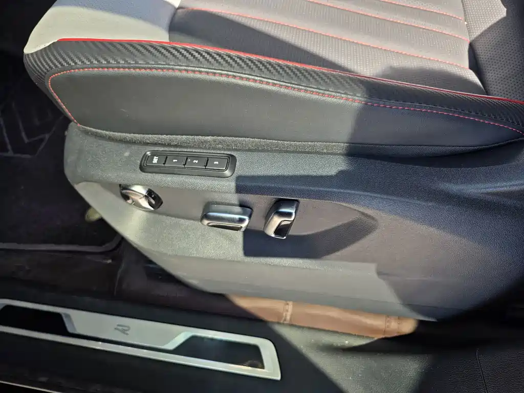 Volkswagen Teramont — миниатюра 14