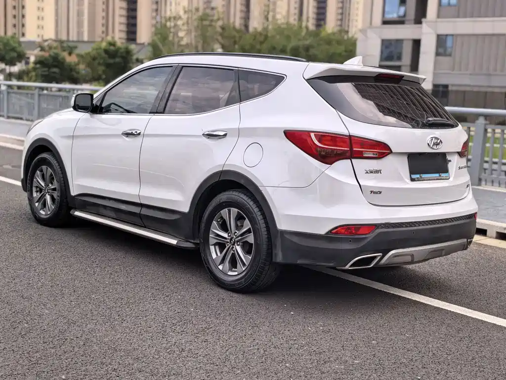 Hyundai Santa Fe — миниатюра 5