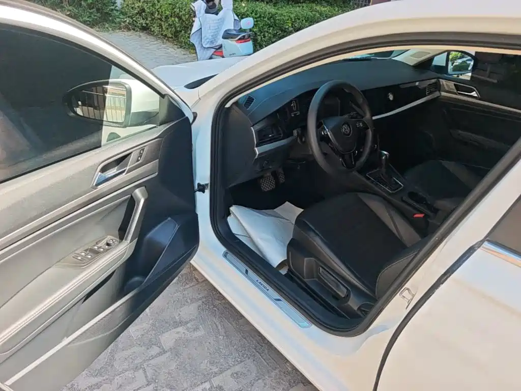 Volkswagen Lavida — миниатюра 16