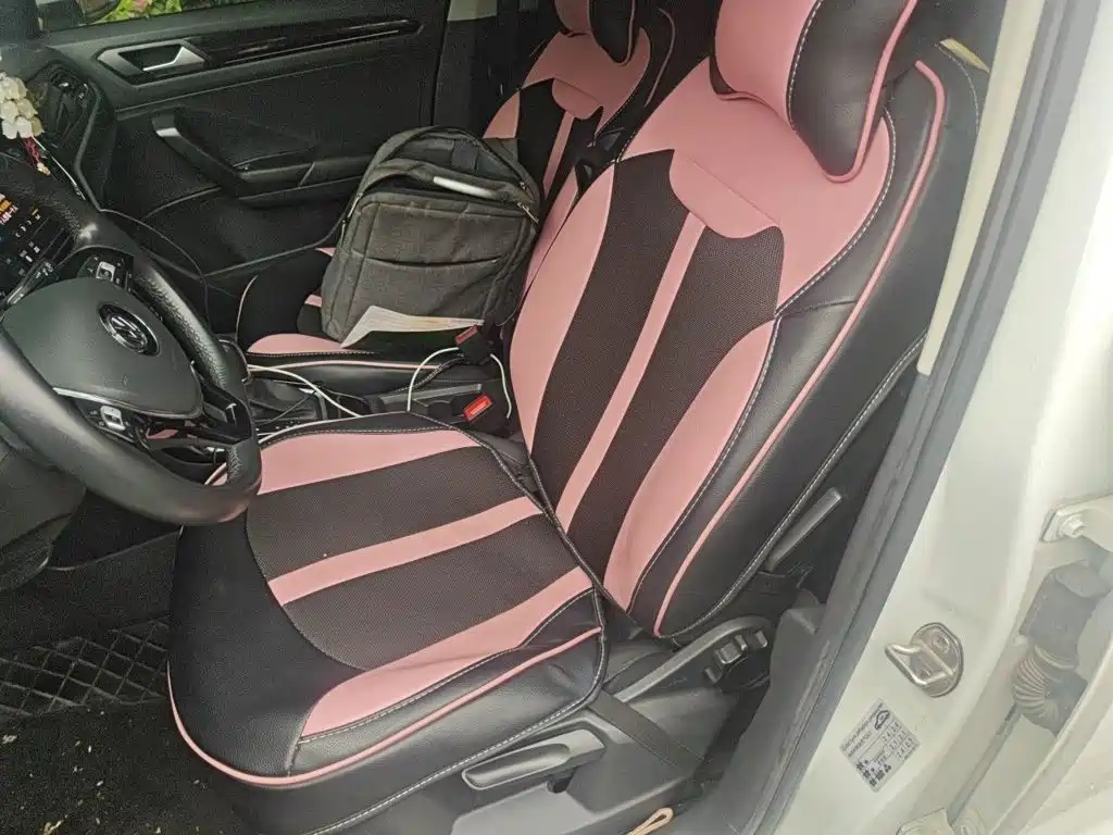Volkswagen T-Roc — миниатюра 16