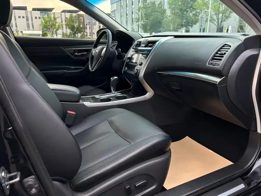Nissan Altima 2013 2.0L XL Comfort