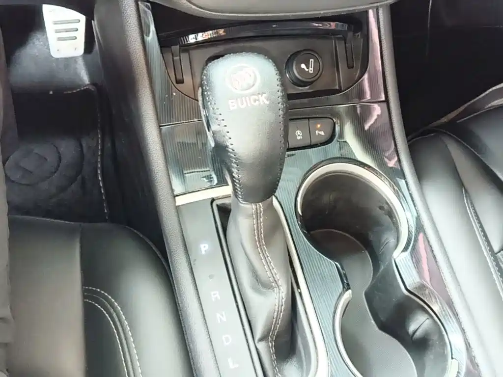 Buick Verano — миниатюра 14