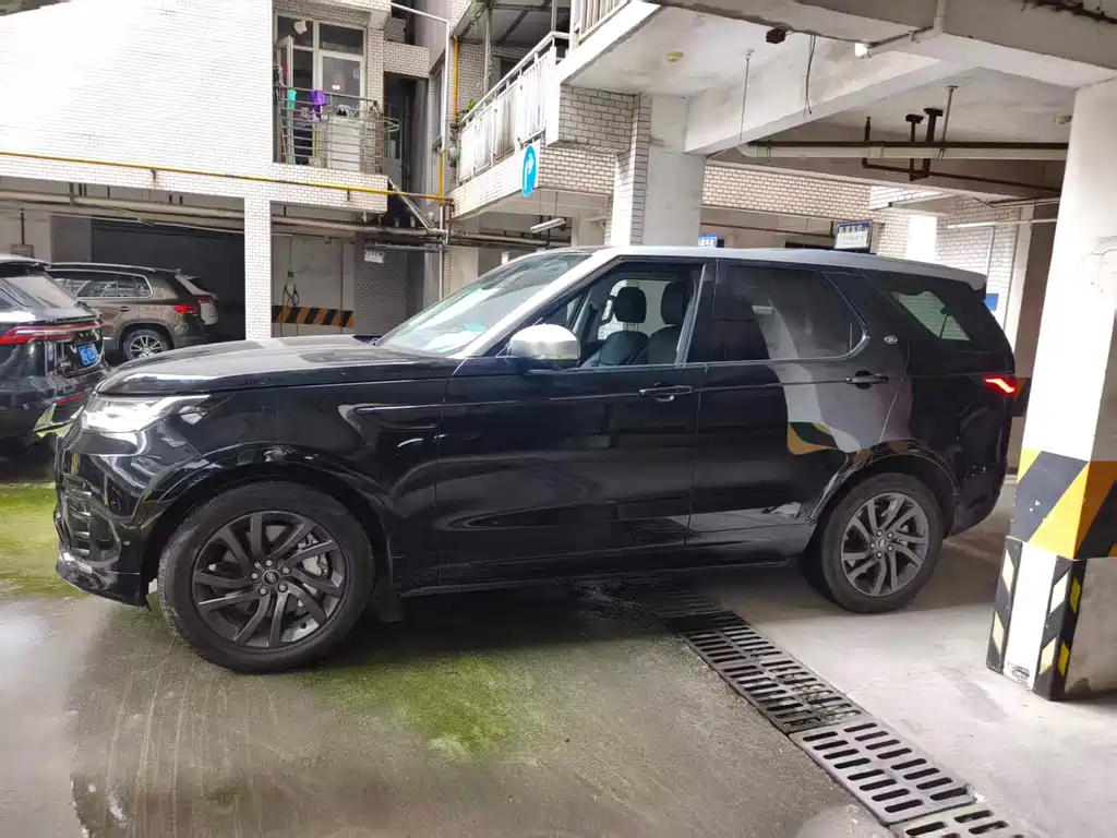 Land Rover Discovery — миниатюра 9