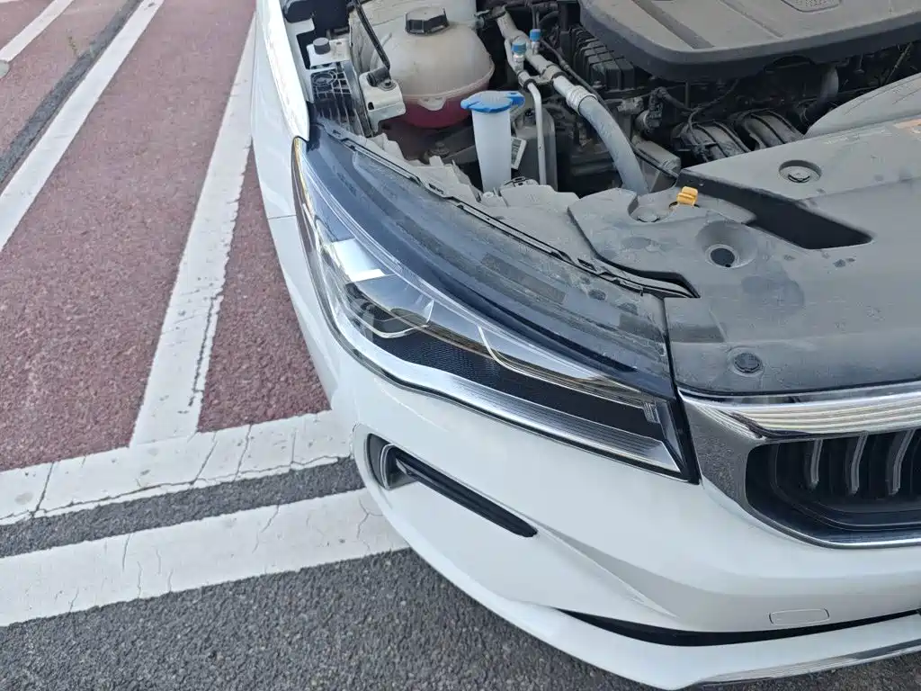 Geely Emgrand — миниатюра 7