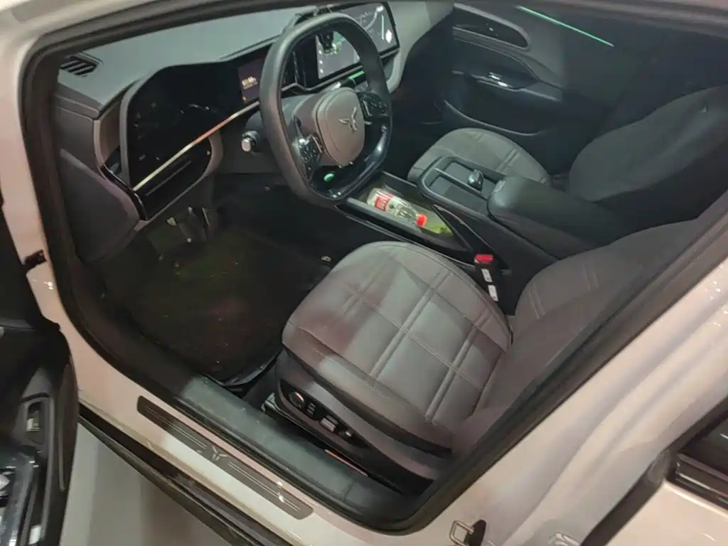 Hongqi Hongqi EH7 — миниатюра 16