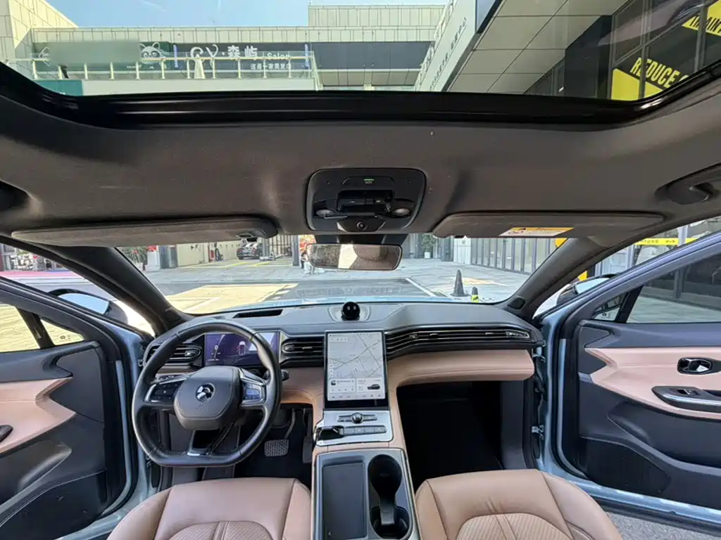 NIO ES6 — миниатюра 12