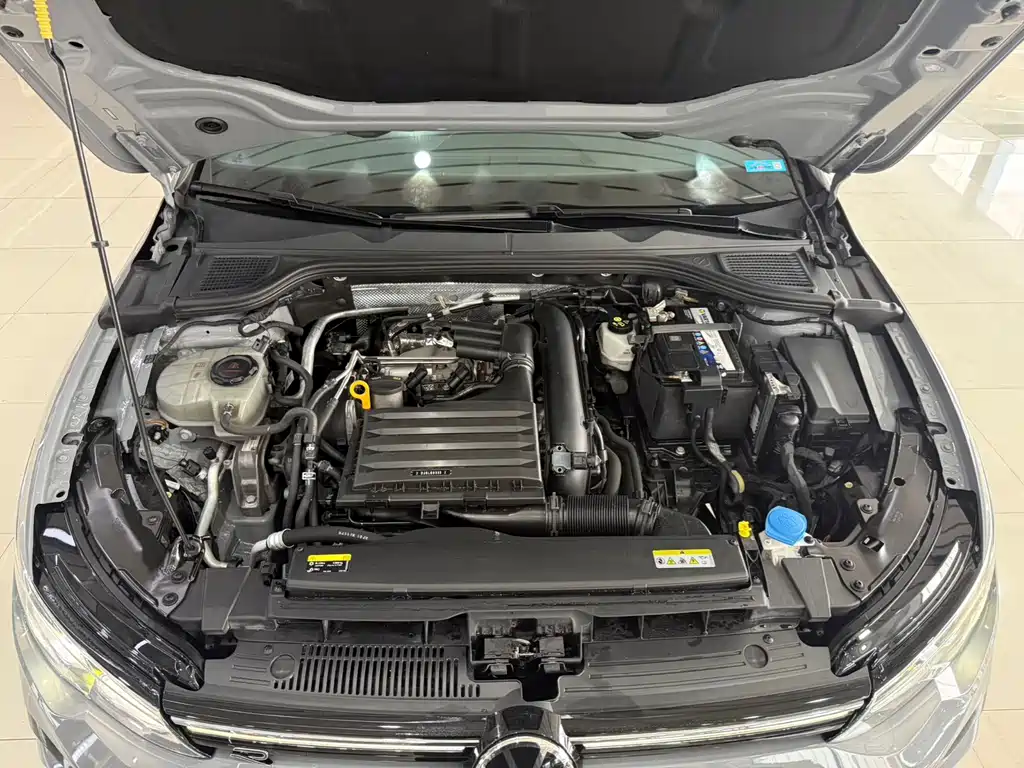 Volkswagen Golf — миниатюра 16