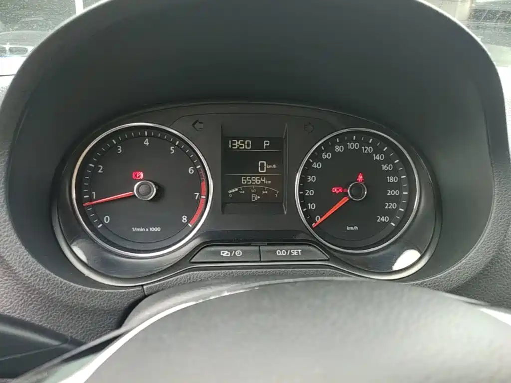 Volkswagen Polo — миниатюра 12