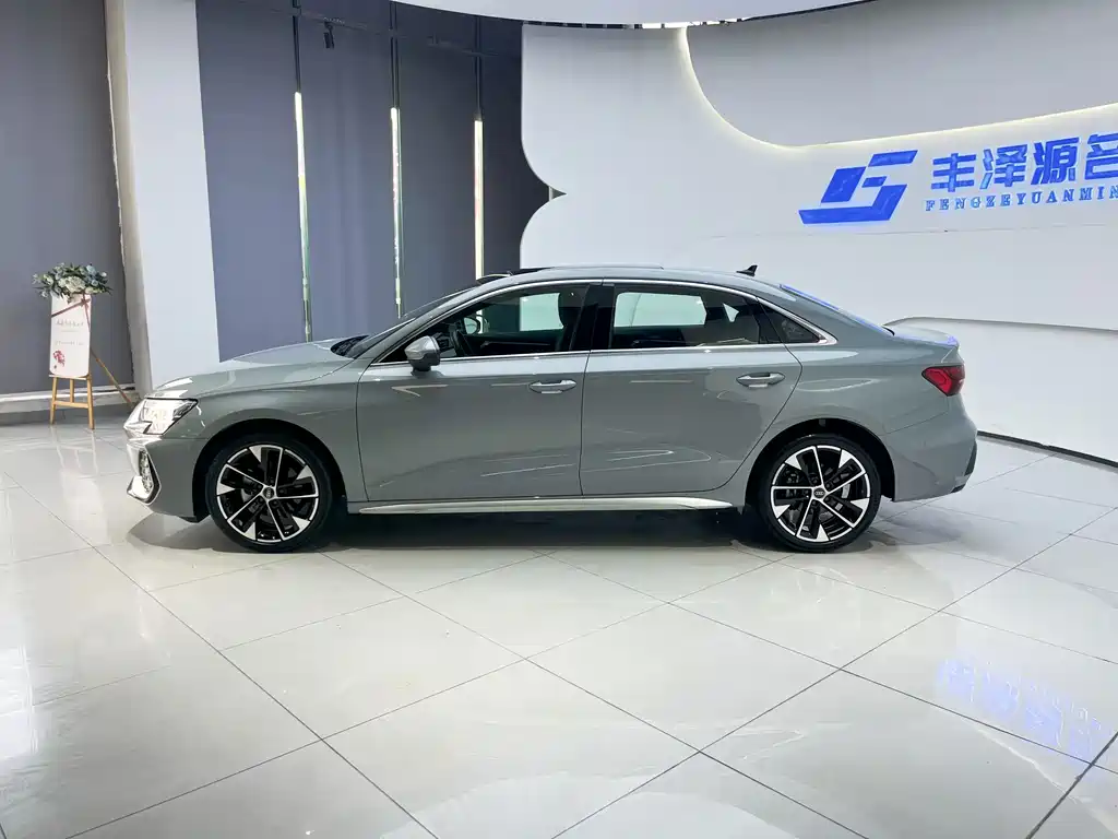 Audi A3 — миниатюра 3