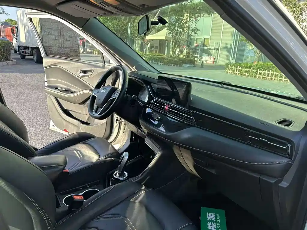 JAC JAC iEVS4 — миниатюра 4