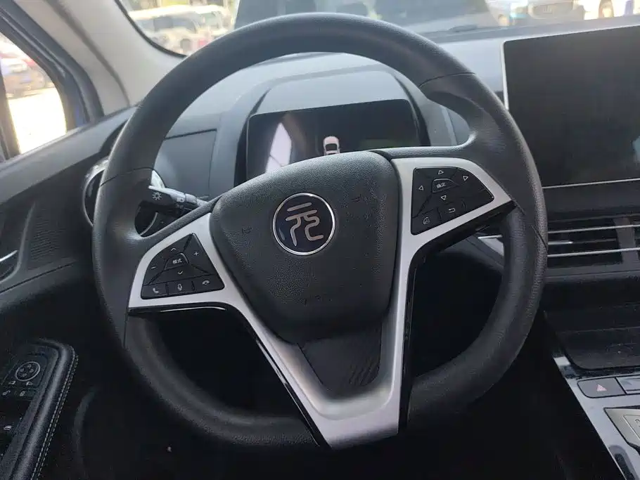 BYD Yuan EV — миниатюра 15