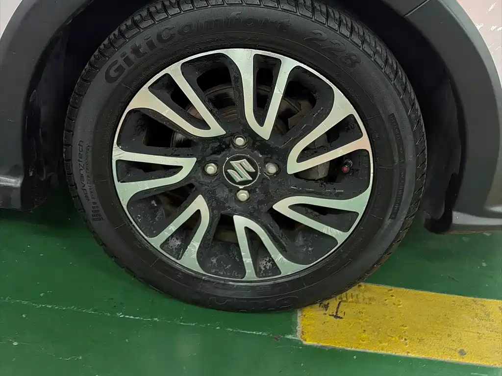 Suzuki Swift — миниатюра 11