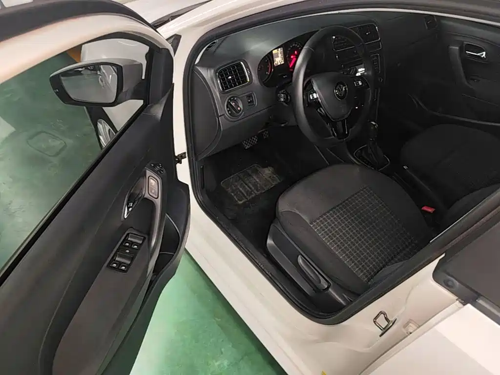 Volkswagen Polo — миниатюра 16