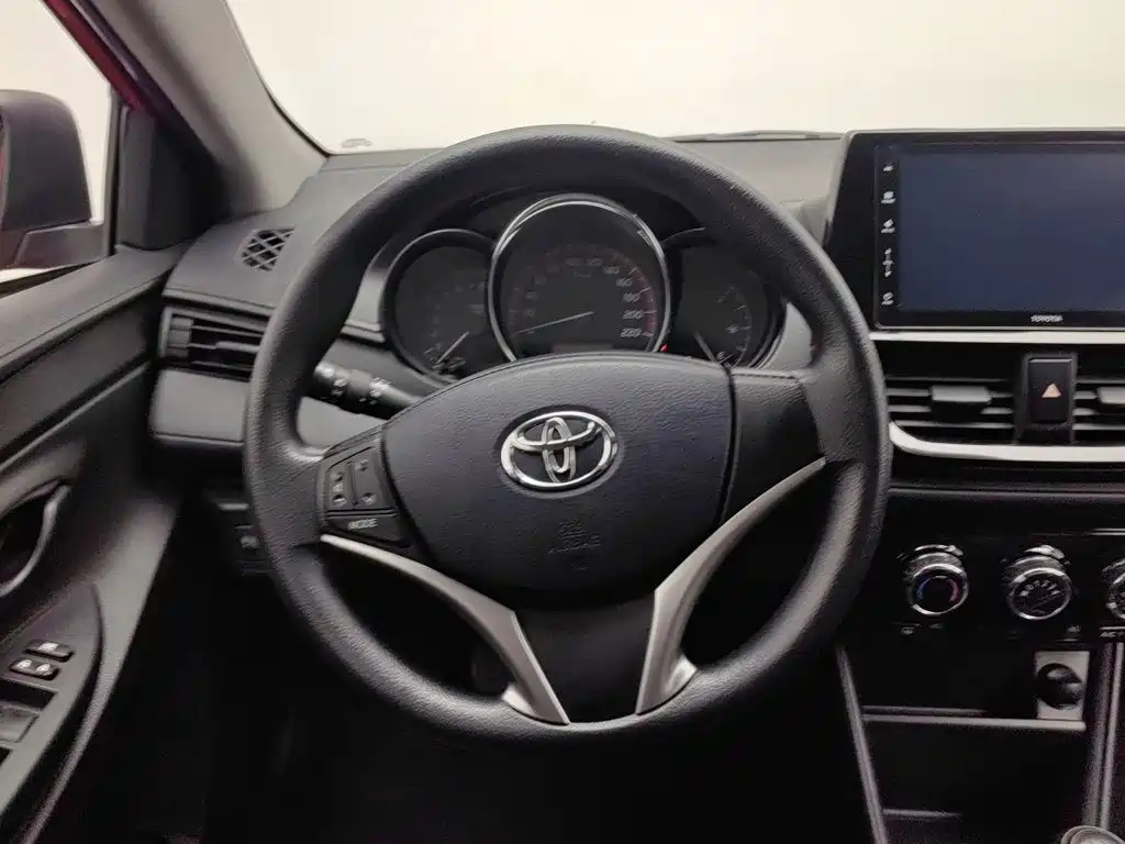 Toyota Vios FS — миниатюра 11