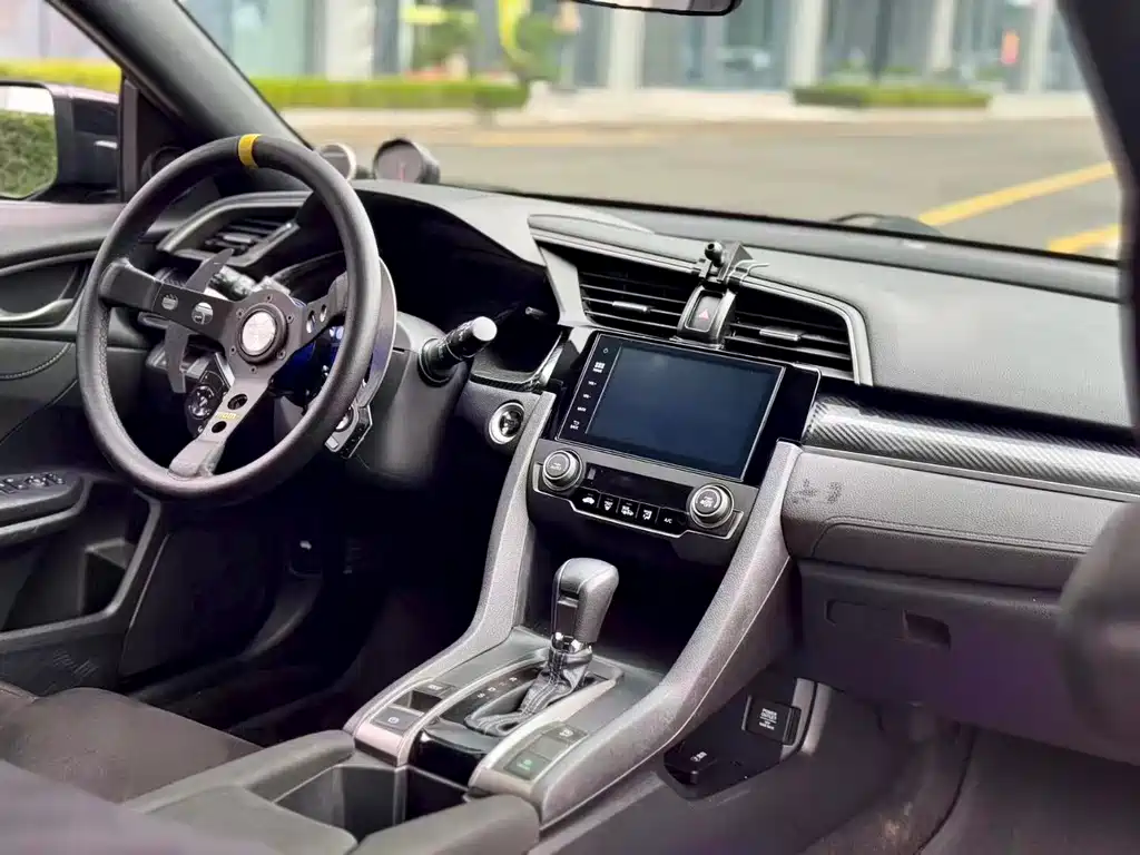 Honda Civic — миниатюра 5