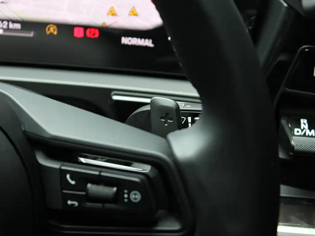 Porsche Cayenne — миниатюра 11
