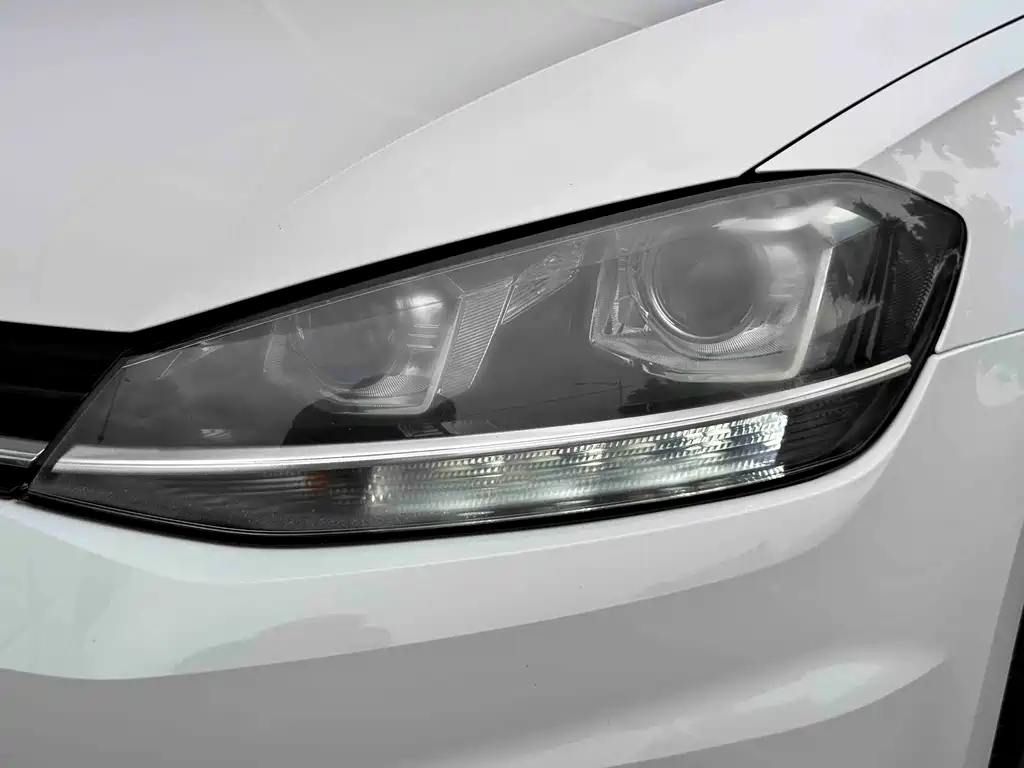 Volkswagen Golf — миниатюра 3