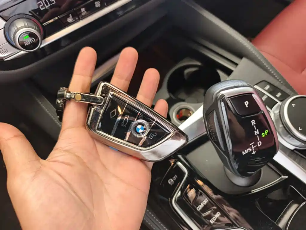 BMW 5 Series — миниатюра 9