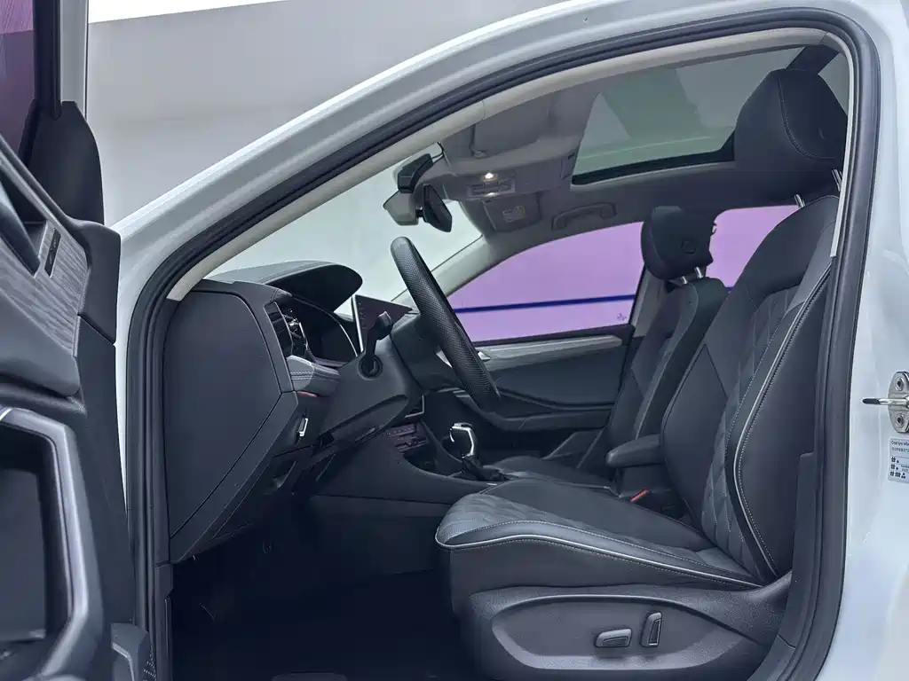 Volkswagen Sagitar — миниатюра 7