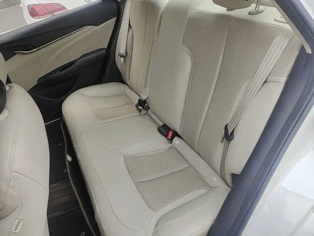Buick Excelle — миниатюра 17
