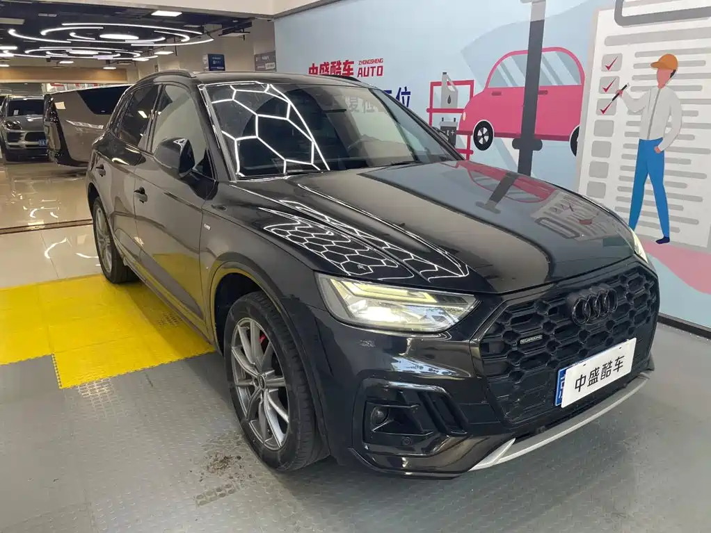 Audi Q5L — миниатюра 2