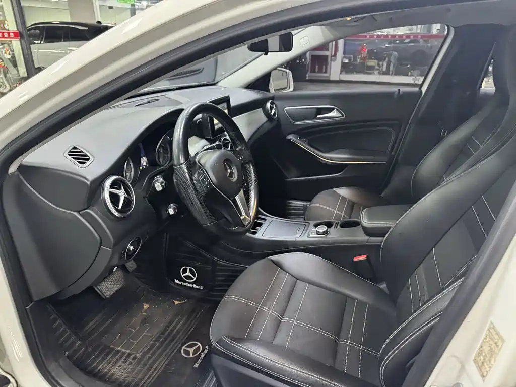 Mercedes-Benz GLA (Import) — миниатюра 7