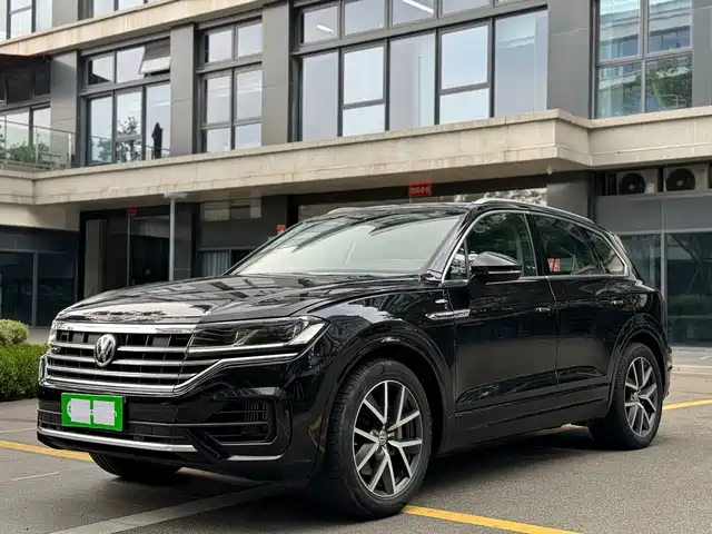 VOLKSWAGEN TOUAREG 2020