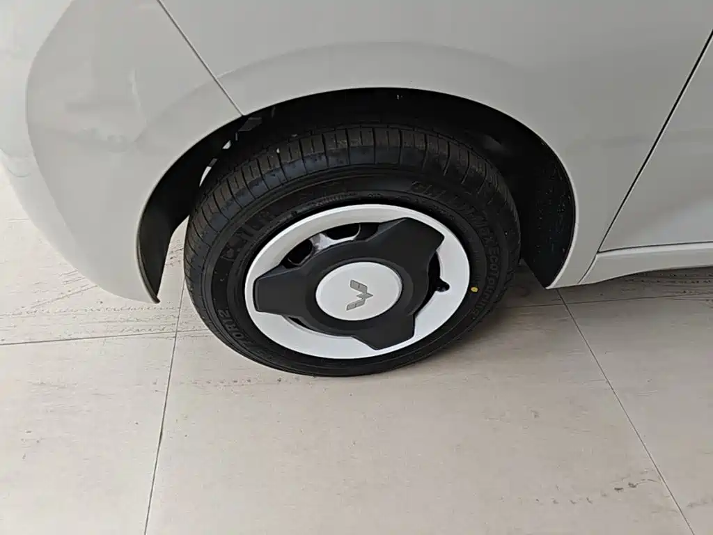 Wuling MINIEV — миниатюра 23