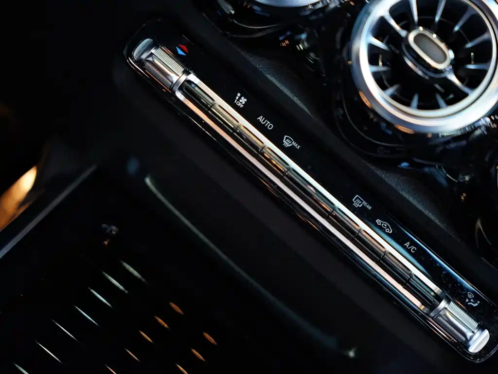 Mercedes-Benz GLB AMG — миниатюра 43