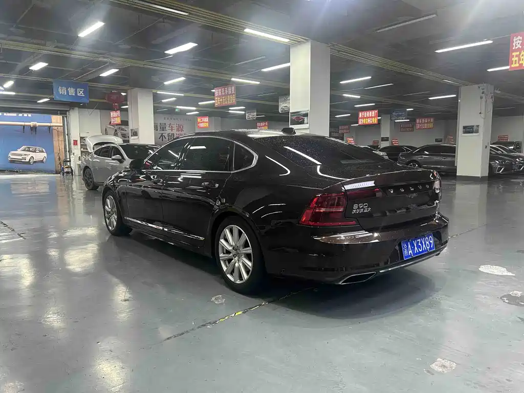 Volvo S90 — миниатюра 12