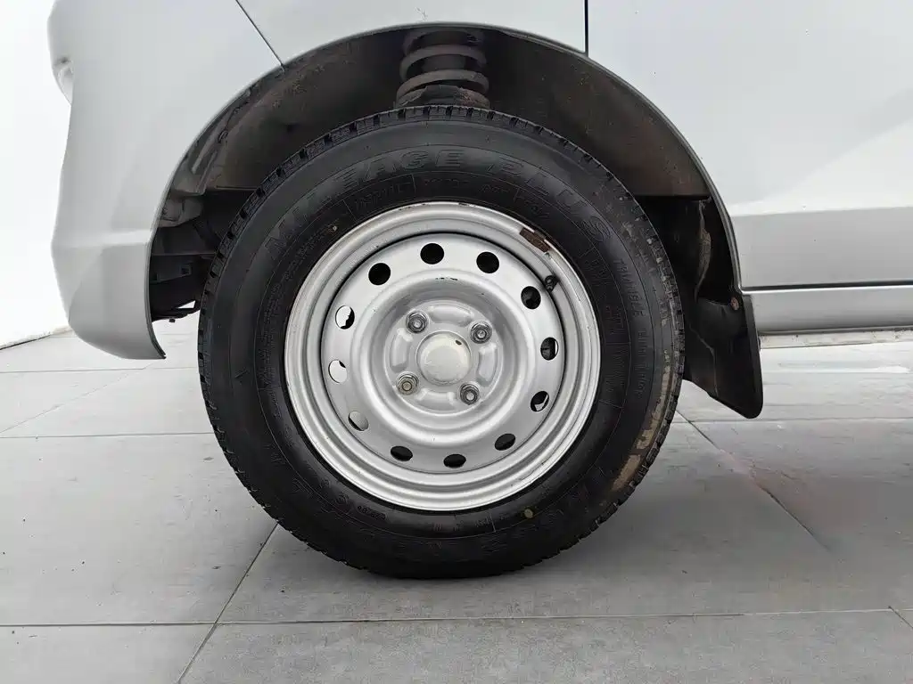 Wuling Rongguang — миниатюра 17