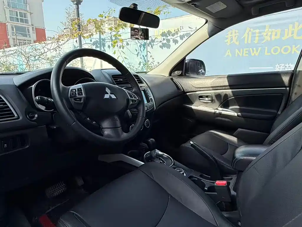 Mitsubishi ASX 2013 2.0L CVT Luxury