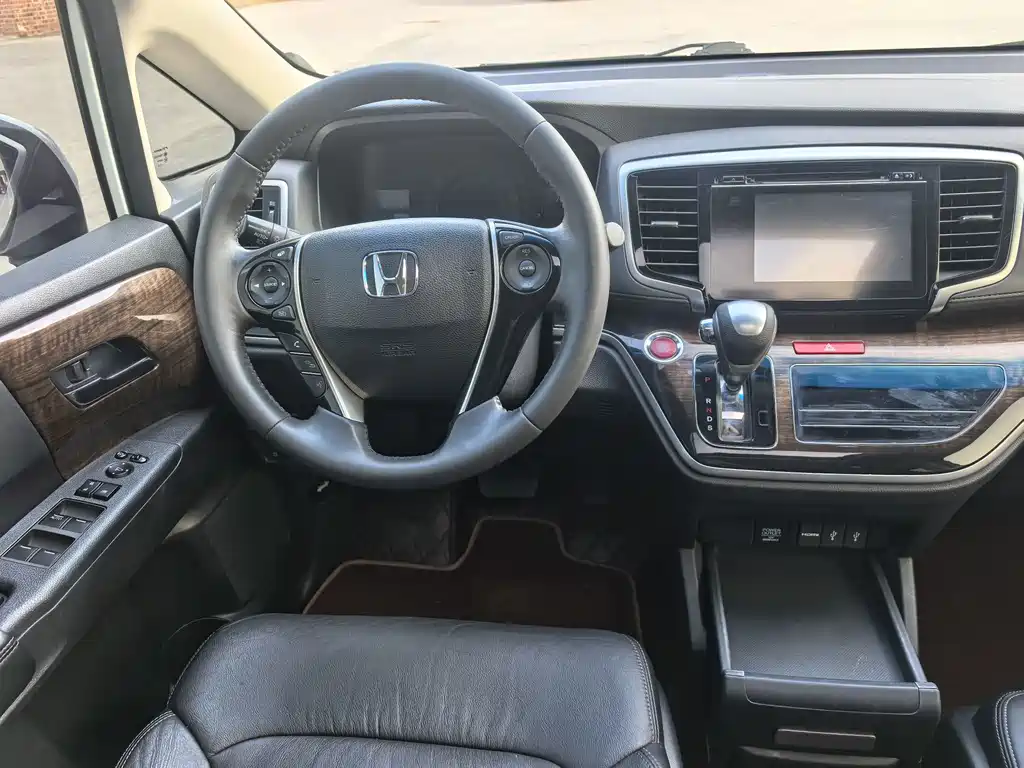 Honda Odyssey — миниатюра 16