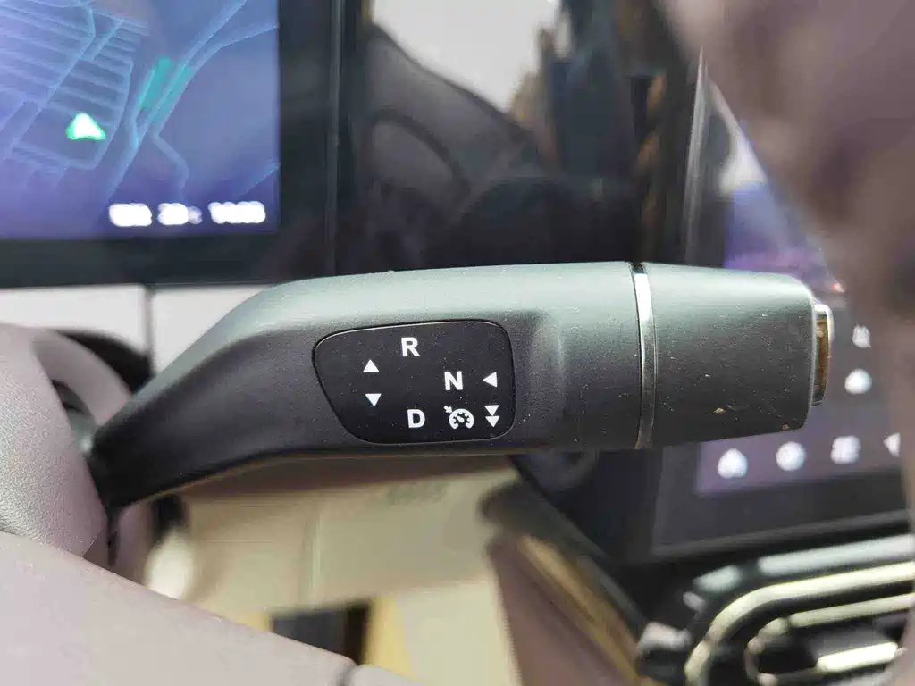 Leapmotor Leapmotor C11 — миниатюра 5