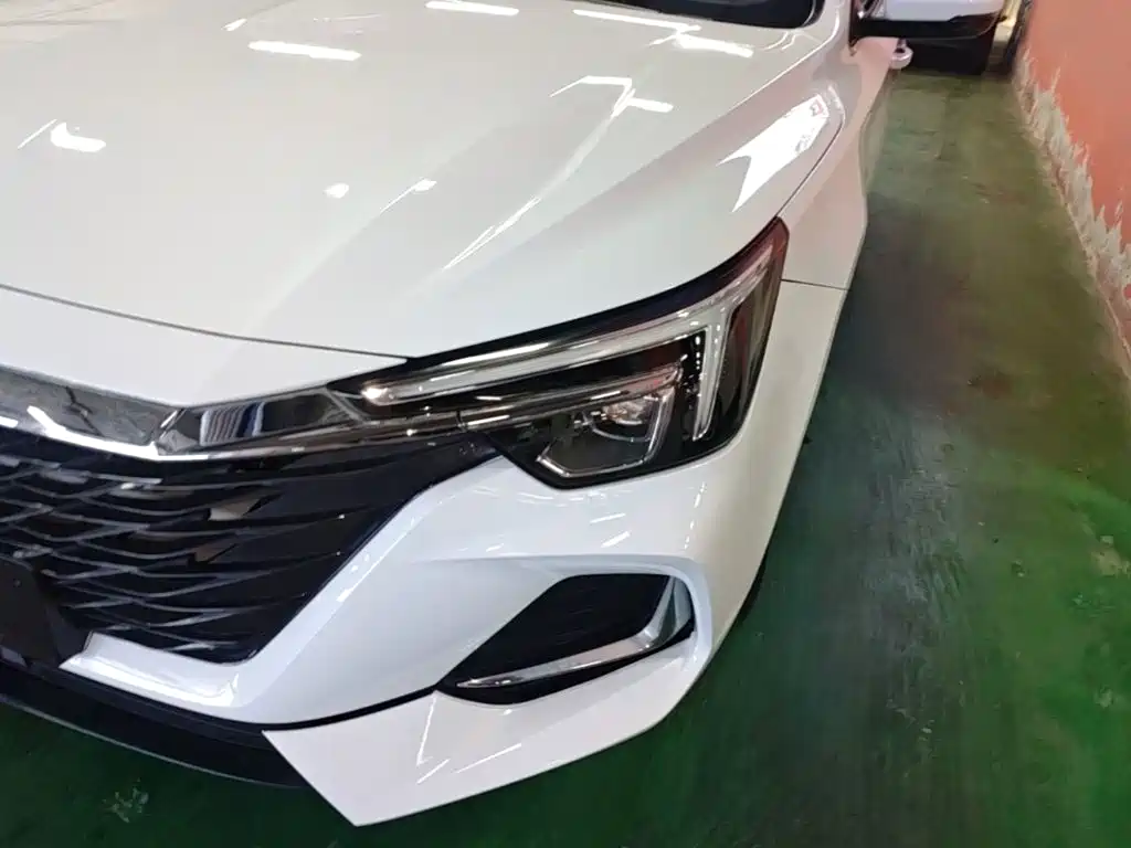 Roewe i6 MAX New Energy — миниатюра 24