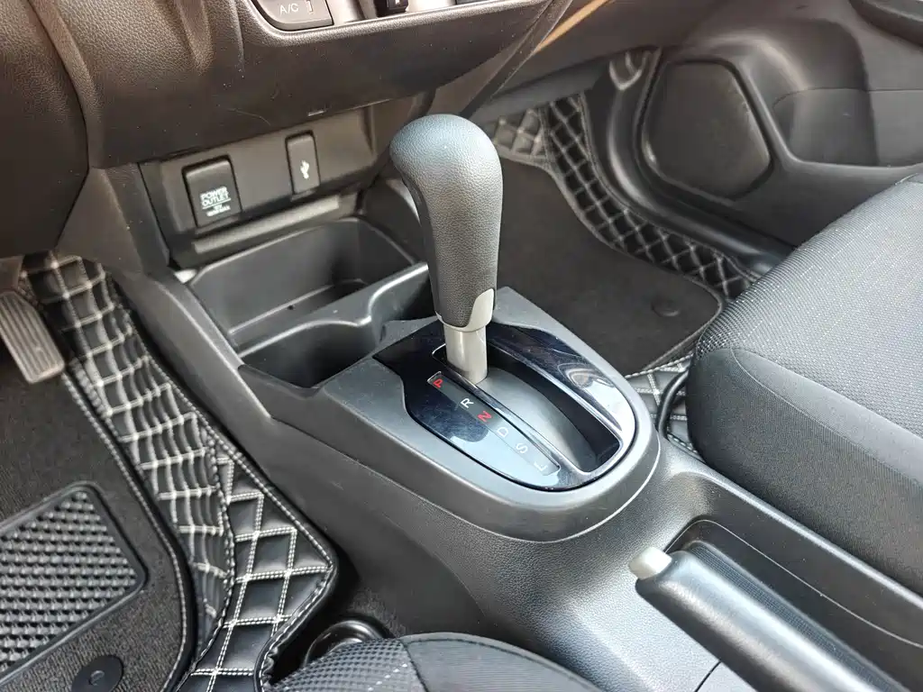 Honda Fit — миниатюра 20